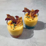 Plateau de 15 velouté de butternut et crispy de lard paysan